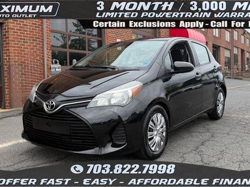 Used 2017 Toyota Yaris L w/ Carpet Mat Package FWD image 1