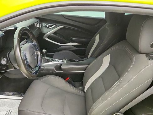 Used 2019 Chevrolet Camaro LT RWD image 19
