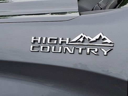 Used 2019 Chevrolet Silverado 1500 High Country w/ High Country Premium Package AWD/4WD image 28