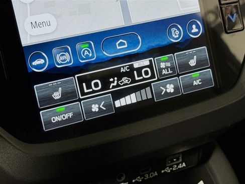 Used 2026 Subaru Forester Limited AWD/4WD image 21