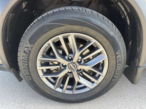 Certified 2024 Nissan Rogue S AWD/4WD image 27