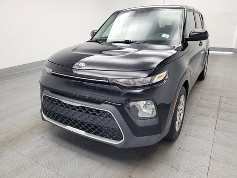 Used 2020 Kia Soul LX FWD image 15