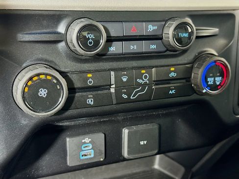 Used 2025 Ford F250 XLT AWD/4WD image 13