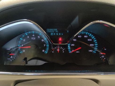 Used 2016 Chevrolet Traverse LT FWD image 23