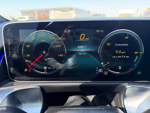 Used 2021 Mercedes-Benz GLB 250 image 10