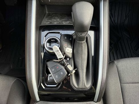 Used 2023 Chevrolet Colorado Trail Boss w/ LPO, Dark Essentials Package image 16