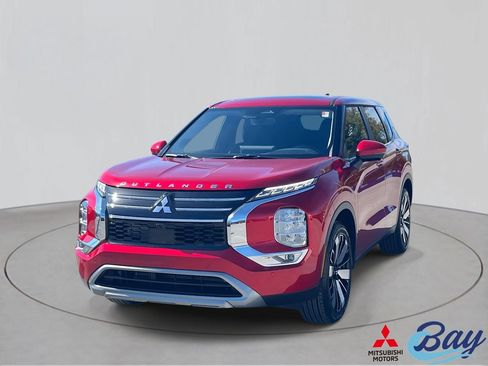 New 2026 Mitsubishi Outlander SE FWD image 1