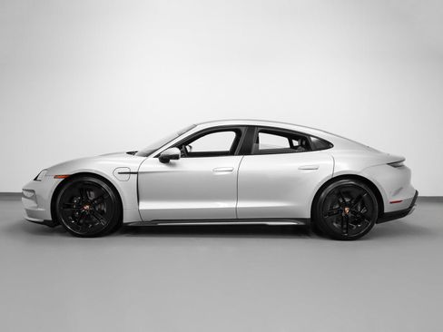 New 2025 Porsche Taycan image 2