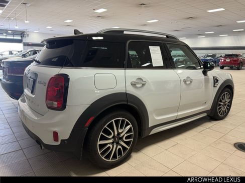 Used 2017 MINI Cooper Countryman S image 4