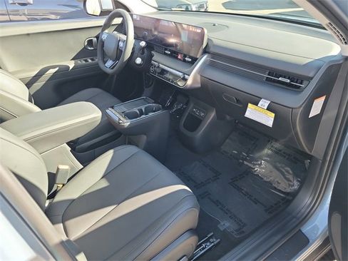 New 2026 Hyundai Ioniq 5 SEL image 18