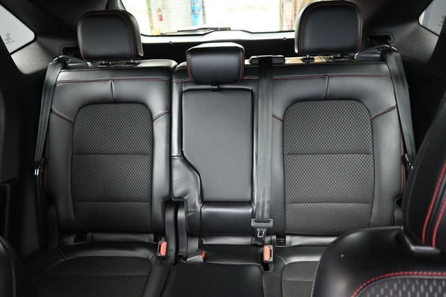 Used 2025 Ford Escape ST-Line FWD image 36