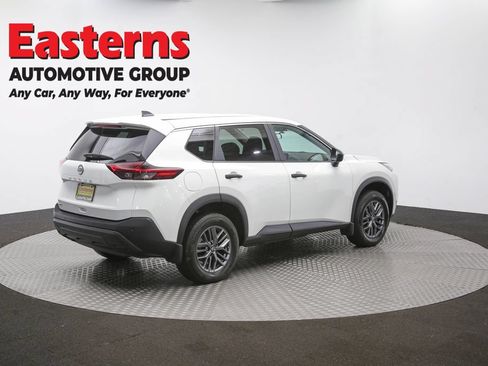 Used 2023 Nissan Rogue S AWD/4WD image 41