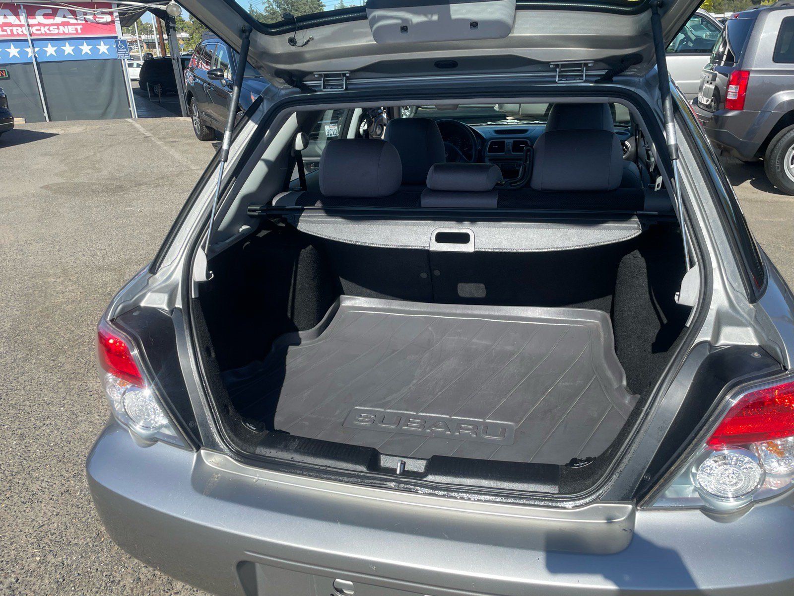 Used 2006 Subaru Impreza 2.5i AWD/4WD image 9