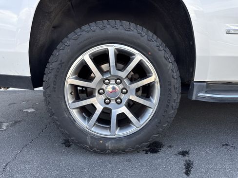 Used 2019 GMC Yukon Denali w/ Open Road Package image 31