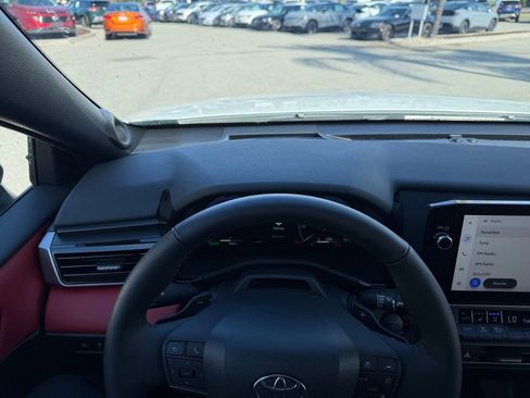 Used 2025 Toyota Camry XSE image 25