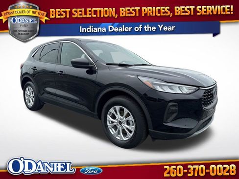 Used 2024 Ford Escape Active AWD/4WD image 1