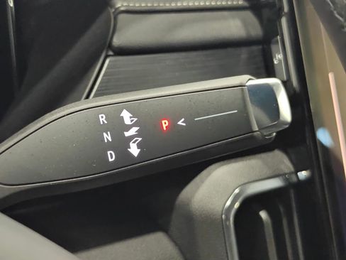 Used 2025 GMC Acadia Elevation w/ Elevation Premium Package FWD image 55