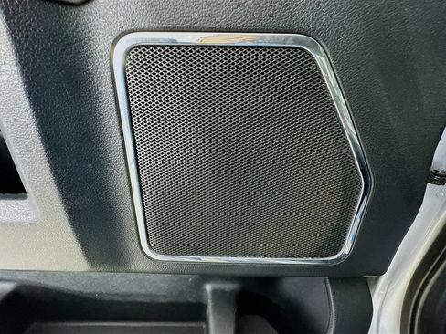 Used 2020 Ford F350 Lariat w/ FX4 Off-Road Package AWD/4WD image 21