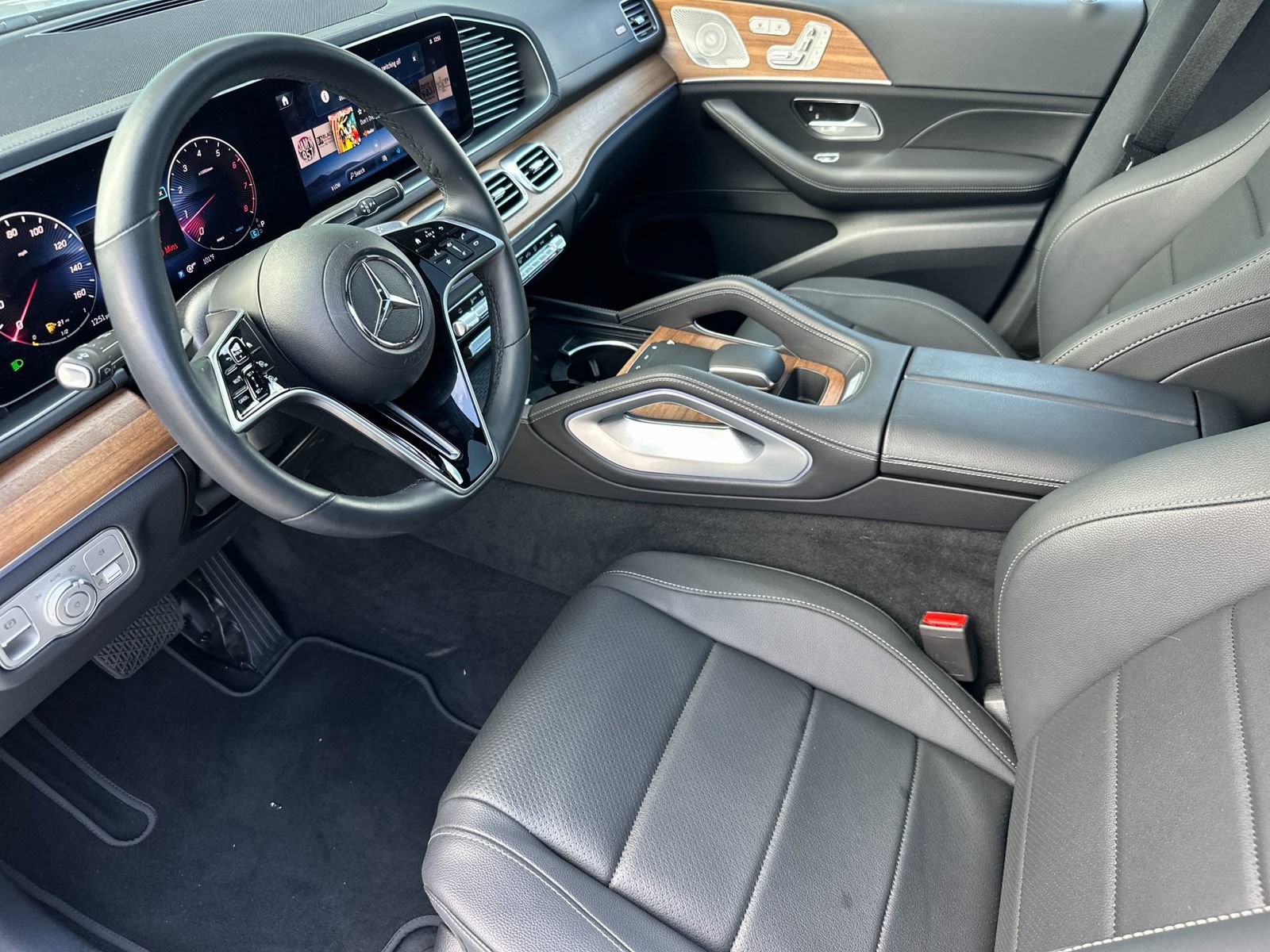 Certified 2026 Mercedes-Benz GLE 450 4MATIC Coupe image 11