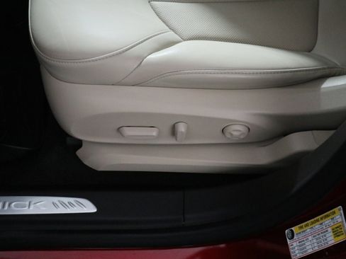 Used 2020 Buick Envision Essence image 22