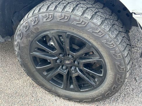 Used 2023 Ford F150 XLT AWD/4WD image 10