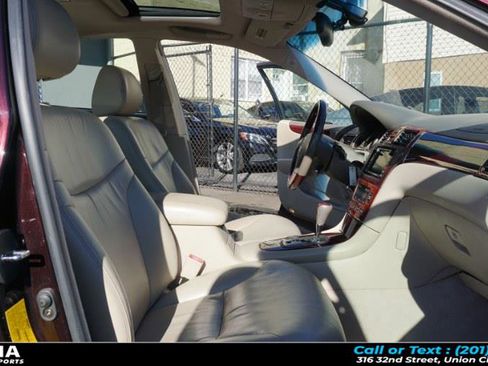 Used 2003 Lexus ES 330 4dr Sdn image 20