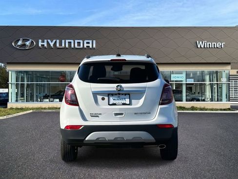 Used 2018 Buick Encore Preferred image 4