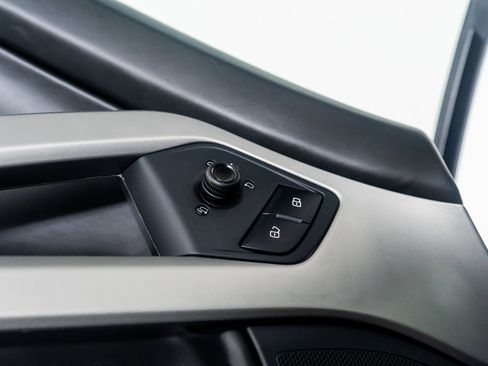 Used 2015 Lamborghini Aventador LP 700-4 image 35