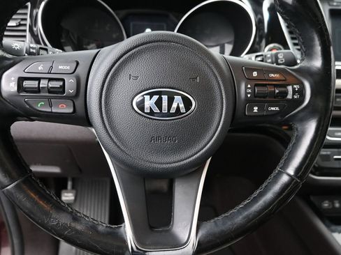 Used 2018 Kia Sedona SX Limited w/ SX Limited Prestige Package FWD image 16