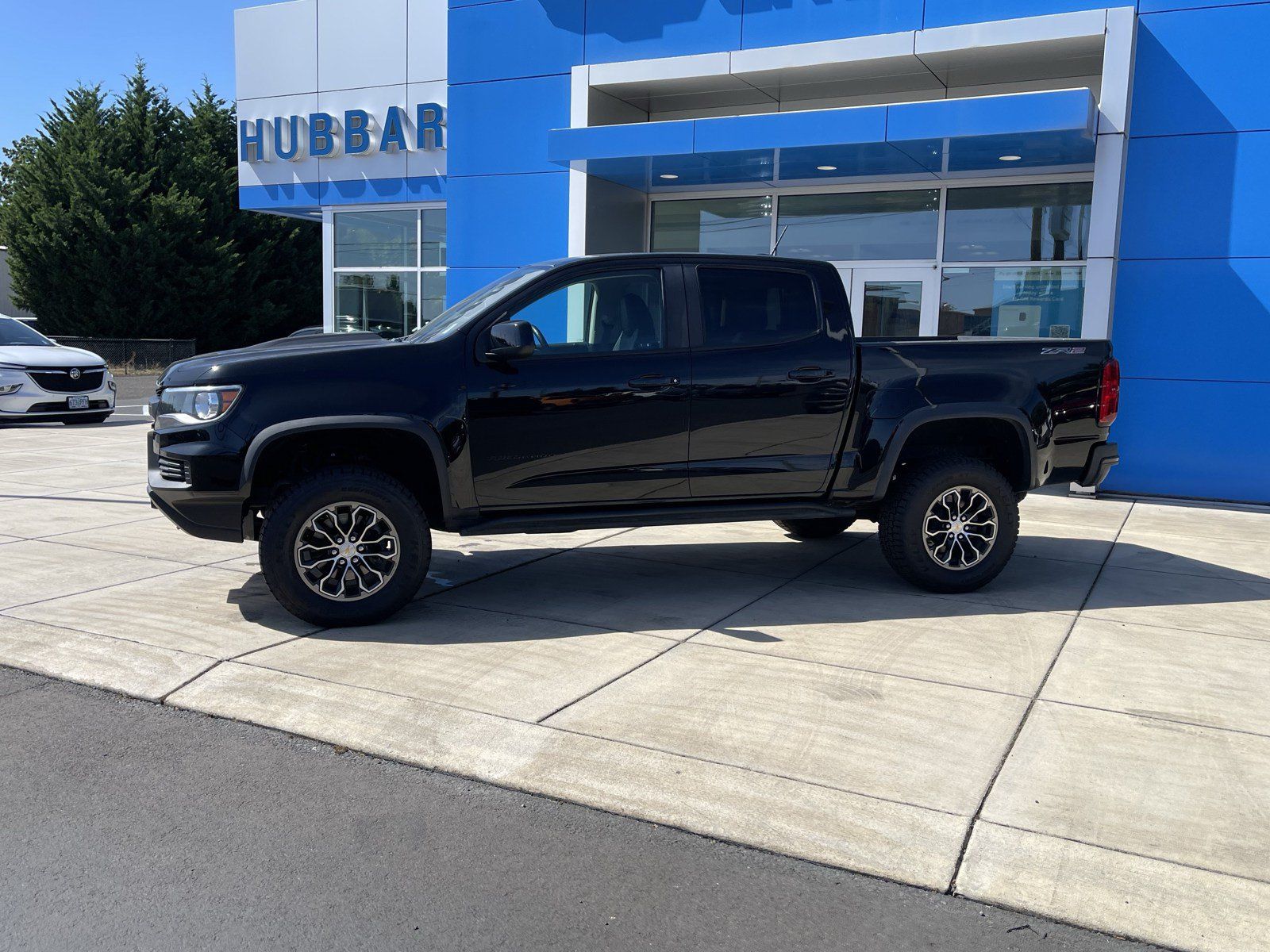 Used 2022 Chevrolet Colorado ZR2 AWD/4WD image 2