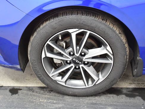 Used 2023 Kia Forte LXS w/ LXS Technology Package image 47