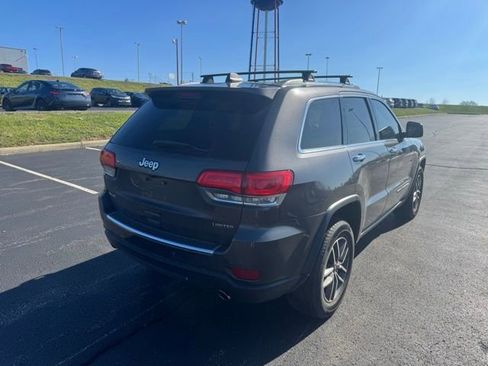 Used 2019 Jeep Grand Cherokee Limited w/ Luxury Group II image 3