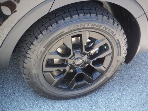 Used 2025 Kia Telluride AWD image 7