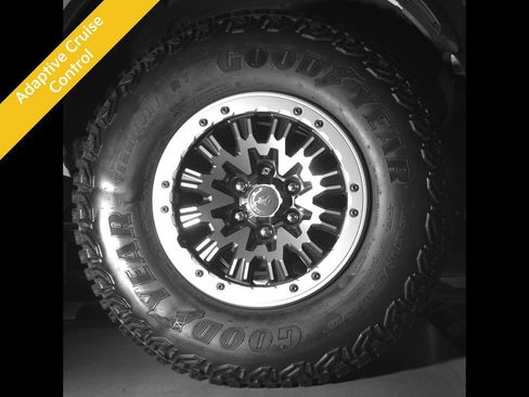Used 2026 Ford Bronco Outer Banks w/ Sasquatch Package AWD/4WD image 9