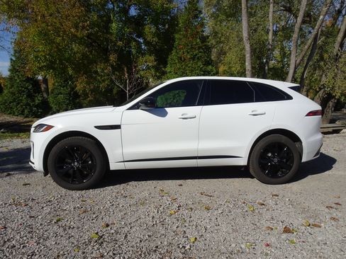 New 2025 Jaguar F-PACE R-Dynamic S image 8