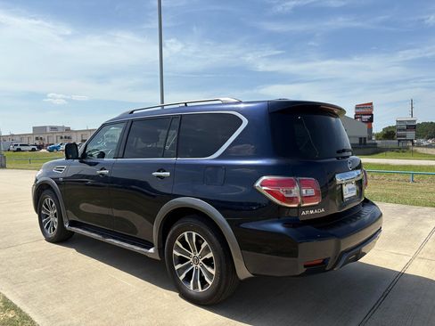 Used 2020 Nissan Armada SL image 6