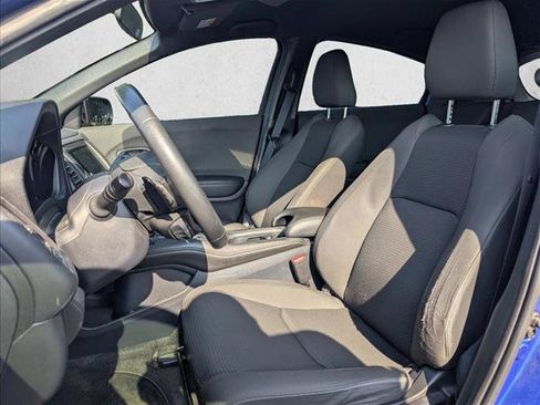 Used 2020 Honda HR-V Sport image 22