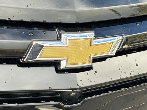 Used 2024 Chevrolet Blazer EV LT AWD/4WD image 8