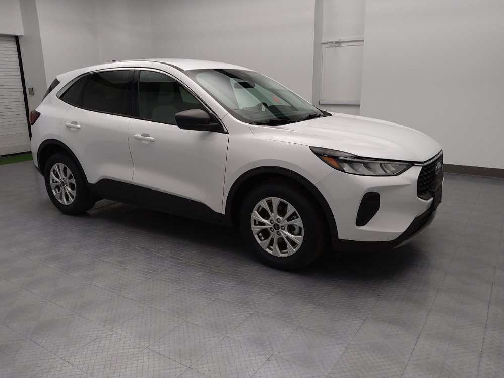Used 2023 Ford Escape Active w/ Tech Pack #1 FWD image 11