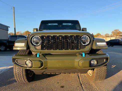 Used 2024 Jeep Wrangler High Altitude AWD/4WD image 20