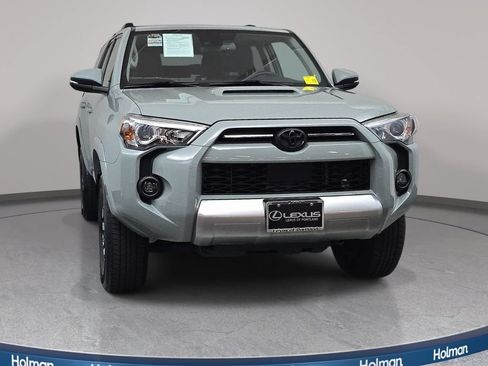 Used 2023 Toyota 4Runner TRD Off-Road Premium w/ Moonroof Package AWD/4WD image 3