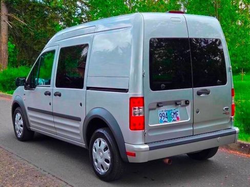 Used 2013 Ford Transit Connect XLT image 11