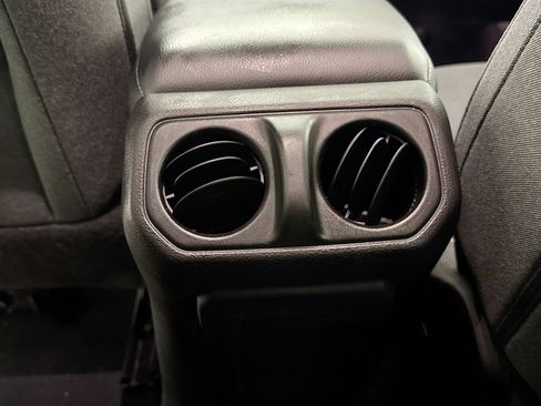 Used 2025 Jeep Wrangler Sport AWD/4WD image 24