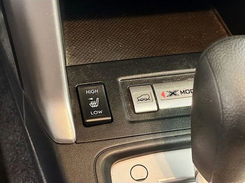 Used 2017 Subaru Forester 2.5i Premium w/ All-Weather Package image 19