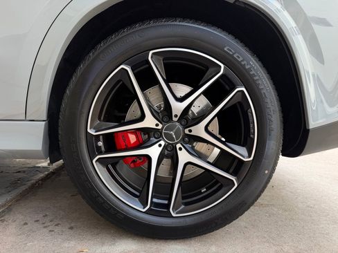 New 2026 Mercedes-Benz GLE 63 AMG S image 23