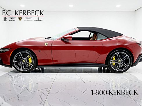 Used 2026 Ferrari Roma Spider RWD image 25