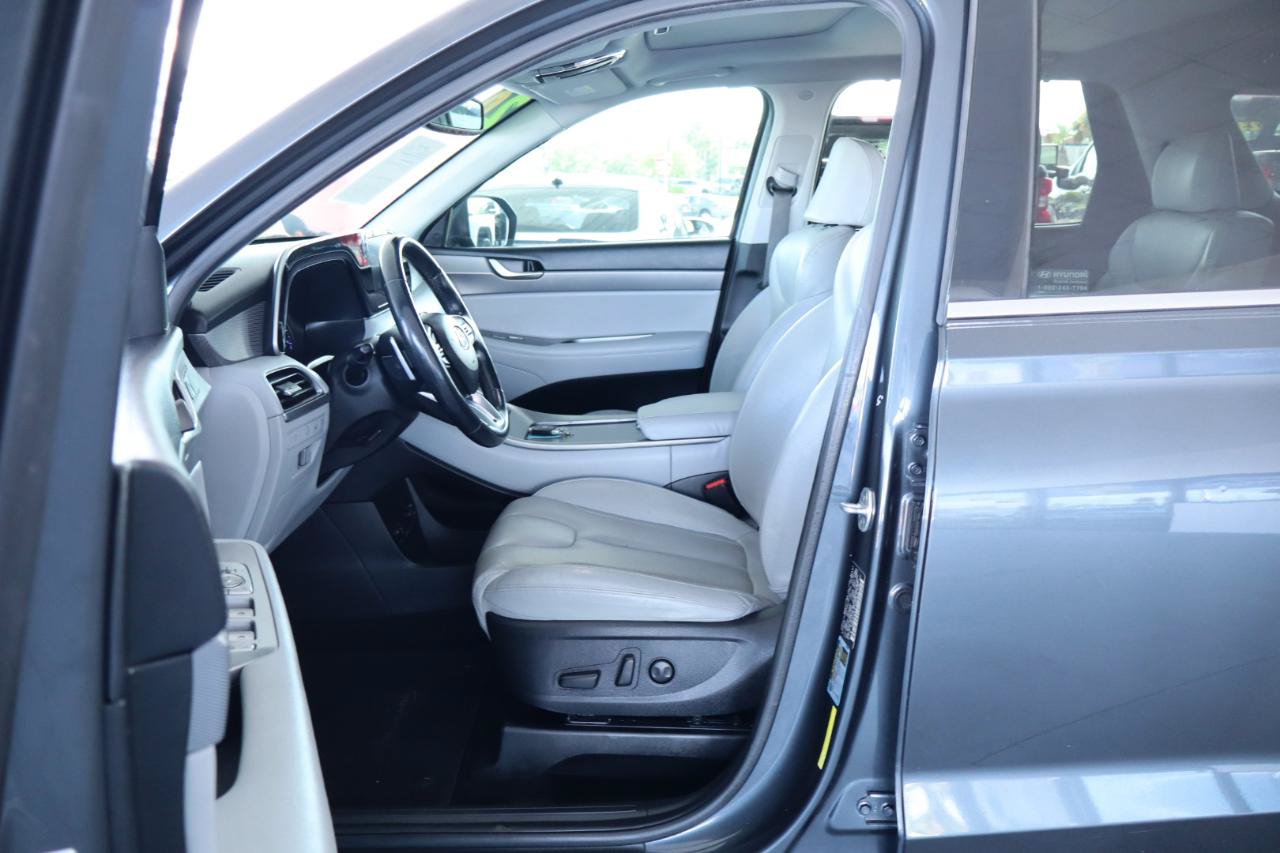 Used 2020 Hyundai Palisade SEL w/ Premium Package FWD image 15