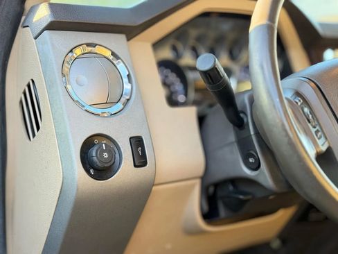 Used 2014 Ford F350 Lariat AWD/4WD image 27