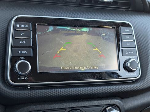 Used 2024 Nissan Kicks S image 9