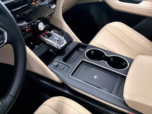 Used 2025 Acura MDX SH-AWD w/ Technology Package image 15